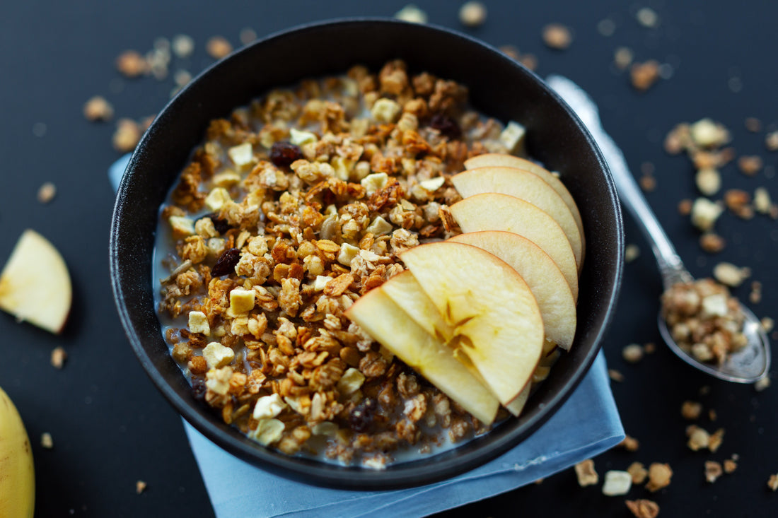 How To Choose a Low-Glycemic Granola That Won't Spike Your Blood Sugar